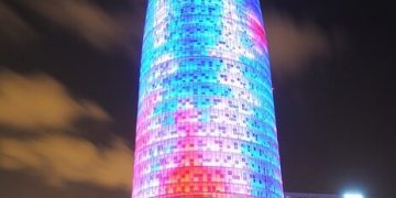 torre glories at night